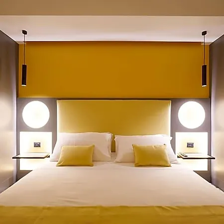 Couette-café Akyra 4*