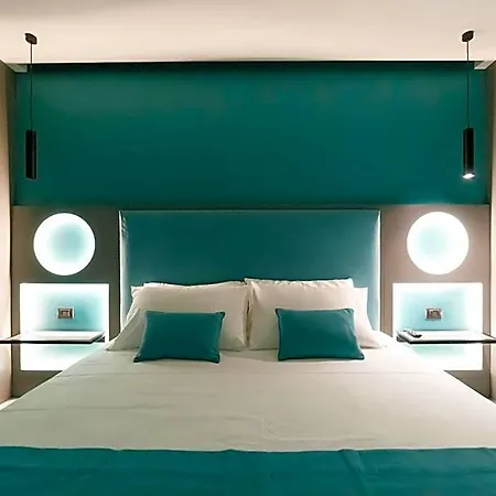 Bed & Breakfast Akyra 4*